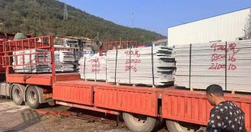 衡水 芝麻灰花岗岩光面毛板出货日常