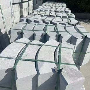 衡水 芝麻灰弧形路沿石