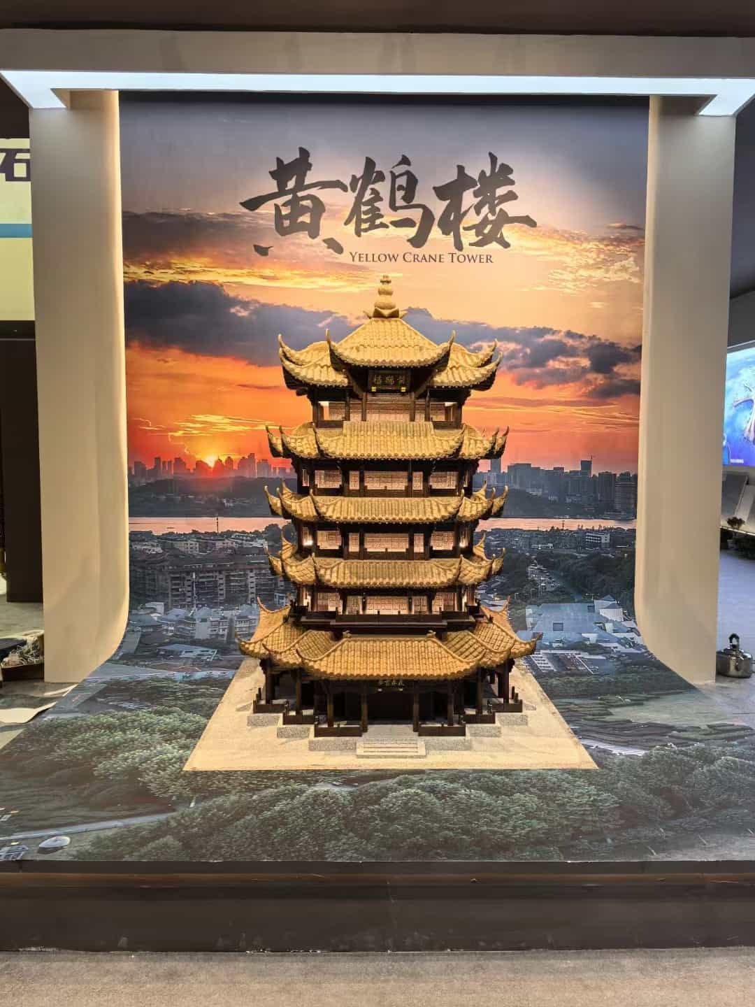 衡水仿古石文创作品-黄鹤楼