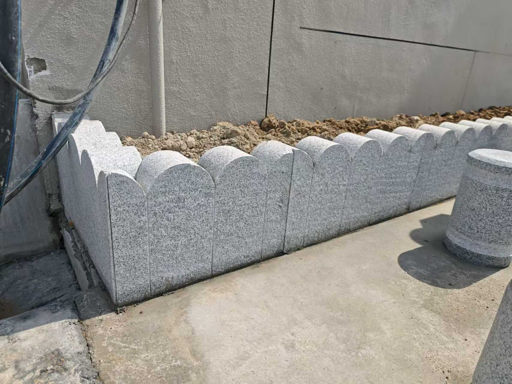 衡水 芝麻白花岗岩花边石铺装效果图